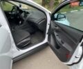 Белый Форд Фокус, объемом двигателя 1.6 л и пробегом 106 тыс. км за 12900 $, фото 22 на Automoto.ua