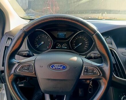 Білий Форд Фокус, об'ємом двигуна 1.6 л та пробігом 112 тис. км за 9000 $, фото 7 на Automoto.ua