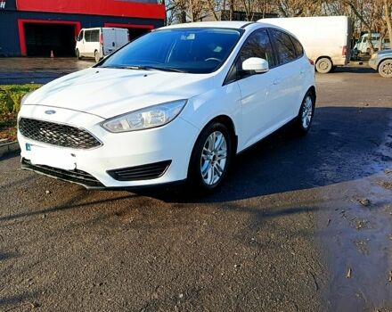 Білий Форд Фокус, об'ємом двигуна 1.6 л та пробігом 112 тис. км за 9000 $, фото 4 на Automoto.ua