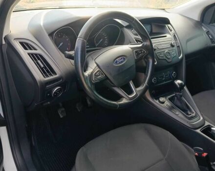 Белый Форд Фокус, объемом двигателя 1.6 л и пробегом 112 тыс. км за 9000 $, фото 3 на Automoto.ua