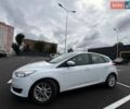Белый Форд Фокус, объемом двигателя 2 л и пробегом 165 тыс. км за 8500 $, фото 3 на Automoto.ua
