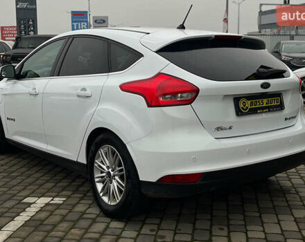 Белый Форд Фокус, объемом двигателя 0 л и пробегом 136 тыс. км за 11800 $, фото 4 на Automoto.ua