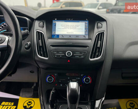 Белый Форд Фокус, объемом двигателя 0 л и пробегом 136 тыс. км за 11800 $, фото 19 на Automoto.ua