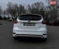 Белый Форд Фокус, объемом двигателя 1.5 л и пробегом 142 тыс. км за 15000 $, фото 4 на Automoto.ua