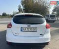Белый Форд Фокус, объемом двигателя 1.6 л и пробегом 240 тыс. км за 6500 $, фото 4 на Automoto.ua