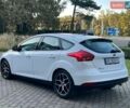 Білий Форд Фокус, об'ємом двигуна 2 л та пробігом 87 тис. км за 8500 $, фото 7 на Automoto.ua