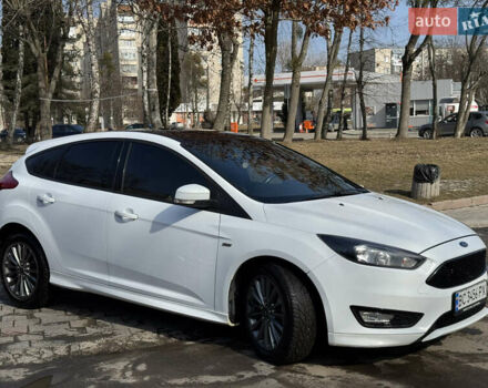 Белый Форд Фокус, объемом двигателя 1.5 л и пробегом 205 тыс. км за 11000 $, фото 7 на Automoto.ua