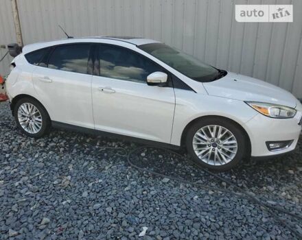 Белый Форд Фокус, объемом двигателя 2 л и пробегом 124 тыс. км за 1800 $, фото 1 на Automoto.ua