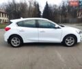Белый Форд Фокус, объемом двигателя 1.5 л и пробегом 187 тыс. км за 11199 $, фото 2 на Automoto.ua