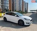 Белый Форд Фокус, объемом двигателя 1.5 л и пробегом 180 тыс. км за 11800 $, фото 1 на Automoto.ua