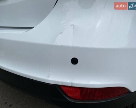 Белый Форд Фокус, объемом двигателя 1.6 л и пробегом 106 тыс. км за 12900 $, фото 29 на Automoto.ua