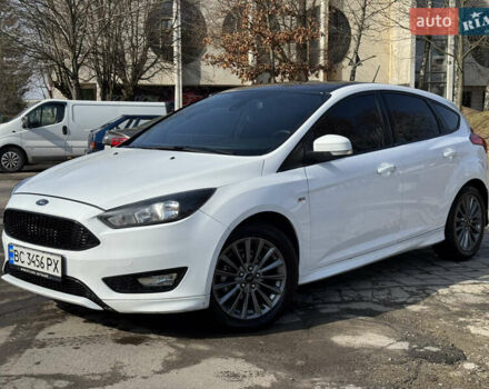 Белый Форд Фокус, объемом двигателя 1.5 л и пробегом 205 тыс. км за 11000 $, фото 5 на Automoto.ua