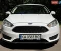 Белый Форд Фокус, объемом двигателя 1.6 л и пробегом 168 тыс. км за 9000 $, фото 2 на Automoto.ua