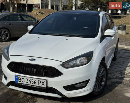 Белый Форд Фокус, объемом двигателя 1.5 л и пробегом 205 тыс. км за 11000 $, фото 1 на Automoto.ua
