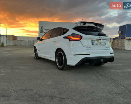 Білий Форд Фокус, об'ємом двигуна 0 л та пробігом 110 тис. км за 14500 $, фото 4 на Automoto.ua