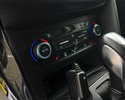 Белый Форд Фокус, объемом двигателя 0 л и пробегом 136 тыс. км за 11800 $, фото 17 на Automoto.ua