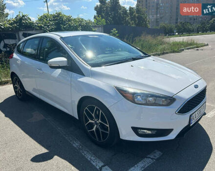 Белый Форд Фокус, объемом двигателя 2 л и пробегом 71 тыс. км за 13365 $, фото 7 на Automoto.ua