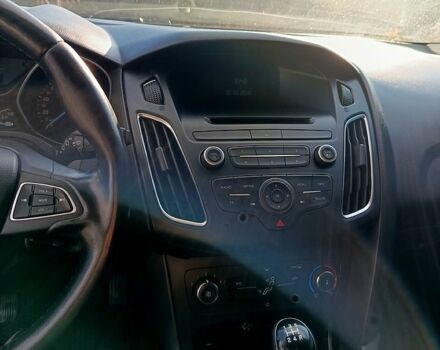 Білий Форд Фокус, об'ємом двигуна 1.6 л та пробігом 112 тис. км за 9000 $, фото 8 на Automoto.ua