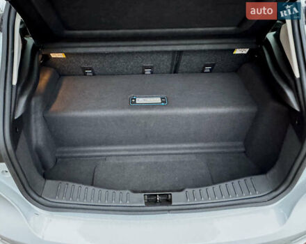 Белый Форд Фокус, объемом двигателя 0 л и пробегом 74 тыс. км за 9999 $, фото 80 на Automoto.ua