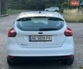 Білий Форд Фокус, об'ємом двигуна 2 л та пробігом 87 тис. км за 8500 $, фото 6 на Automoto.ua