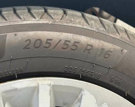 Белый Форд Фокус, объемом двигателя 1.6 л и пробегом 135 тыс. км за 9500 $, фото 18 на Automoto.ua