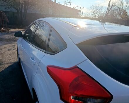 Білий Форд Фокус, об'ємом двигуна 1.6 л та пробігом 112 тис. км за 9000 $, фото 5 на Automoto.ua