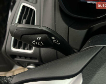 Белый Форд Фокус, объемом двигателя 0 л и пробегом 136 тыс. км за 11800 $, фото 13 на Automoto.ua