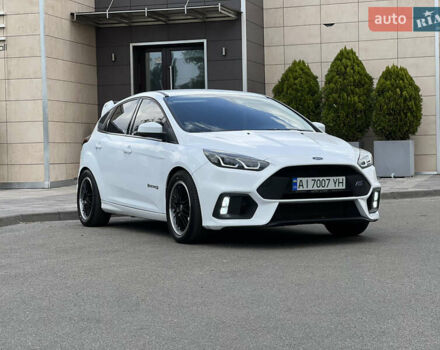 Белый Форд Фокус, объемом двигателя 0 л и пробегом 111 тыс. км за 12500 $, фото 1 на Automoto.ua