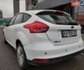 Білий Форд Фокус, об'ємом двигуна 1.6 л та пробігом 153 тис. км за 9600 $, фото 4 на Automoto.ua