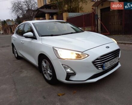 Белый Форд Фокус, объемом двигателя 1.5 л и пробегом 150 тыс. км за 13800 $, фото 3 на Automoto.ua