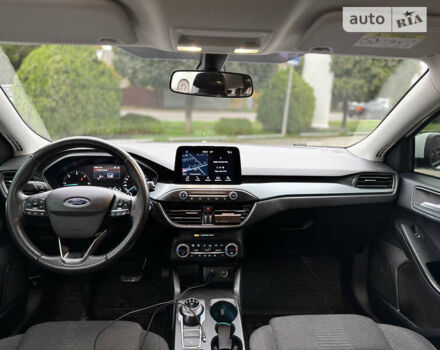 Белый Форд Фокус, объемом двигателя 1.5 л и пробегом 76 тыс. км за 18999 $, фото 14 на Automoto.ua