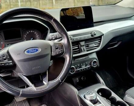 Белый Форд Фокус, объемом двигателя 1.5 л и пробегом 155 тыс. км за 12900 $, фото 10 на Automoto.ua