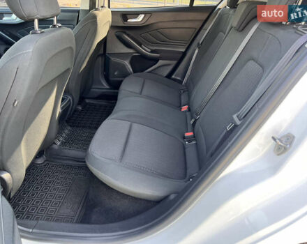 Белый Форд Фокус, объемом двигателя 1.5 л и пробегом 139 тыс. км за 10900 $, фото 12 на Automoto.ua