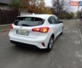 Белый Форд Фокус, объемом двигателя 1.5 л и пробегом 150 тыс. км за 13800 $, фото 6 на Automoto.ua