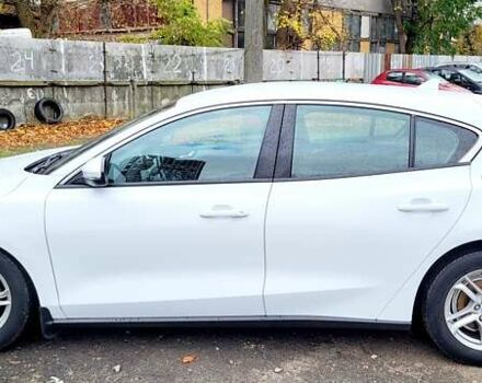 Белый Форд Фокус, объемом двигателя 1.5 л и пробегом 155 тыс. км за 12900 $, фото 6 на Automoto.ua