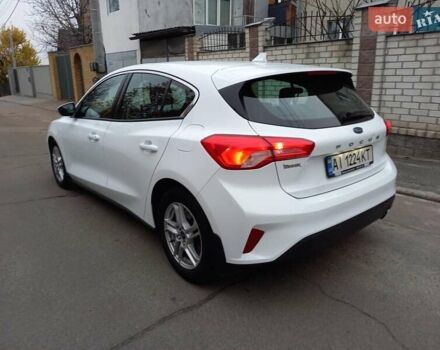 Белый Форд Фокус, объемом двигателя 1.5 л и пробегом 150 тыс. км за 13800 $, фото 8 на Automoto.ua