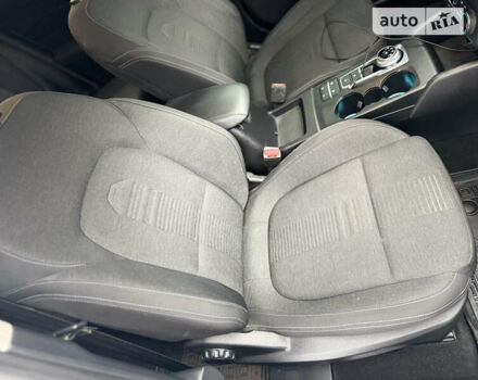 Белый Форд Фокус, объемом двигателя 1.5 л и пробегом 76 тыс. км за 18999 $, фото 22 на Automoto.ua