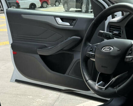 Белый Форд Фокус, объемом двигателя 1.5 л и пробегом 150 тыс. км за 12500 $, фото 13 на Automoto.ua
