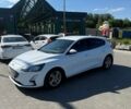 Белый Форд Фокус, объемом двигателя 1.5 л и пробегом 160 тыс. км за 13200 $, фото 1 на Automoto.ua