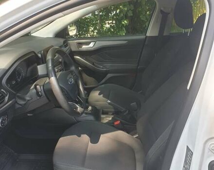 Белый Форд Фокус, объемом двигателя 1.5 л и пробегом 32 тыс. км за 14400 $, фото 18 на Automoto.ua