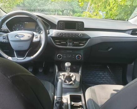 Белый Форд Фокус, объемом двигателя 1.5 л и пробегом 32 тыс. км за 14400 $, фото 13 на Automoto.ua