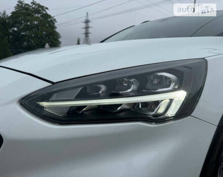 Белый Форд Фокус, объемом двигателя 1.5 л и пробегом 76 тыс. км за 18999 $, фото 25 на Automoto.ua