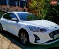Білий Форд Фокус, об'ємом двигуна 1.5 л та пробігом 20 тис. км за 15100 $, фото 1 на Automoto.ua