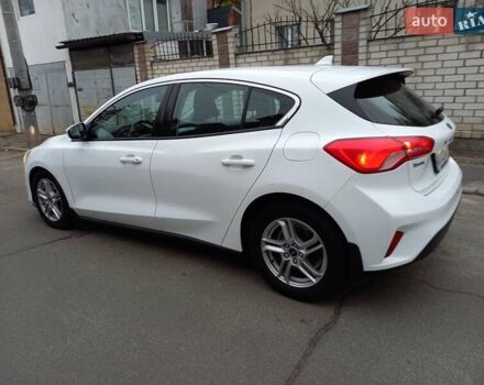 Белый Форд Фокус, объемом двигателя 1.5 л и пробегом 150 тыс. км за 13800 $, фото 9 на Automoto.ua