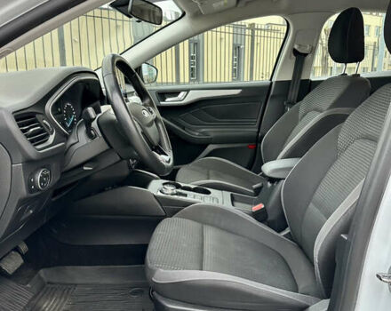 Белый Форд Фокус, объемом двигателя 1.5 л и пробегом 159 тыс. км за 14500 $, фото 16 на Automoto.ua