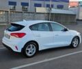 Белый Форд Фокус, объемом двигателя 1.5 л и пробегом 159 тыс. км за 12500 $, фото 3 на Automoto.ua