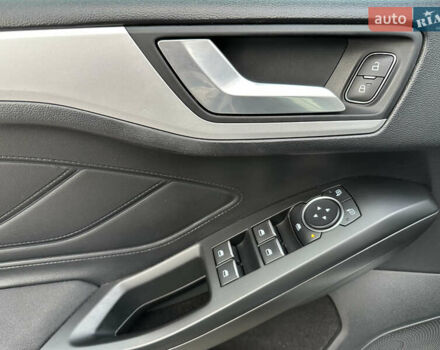 Белый Форд Фокус, объемом двигателя 1.5 л и пробегом 159 тыс. км за 14500 $, фото 19 на Automoto.ua