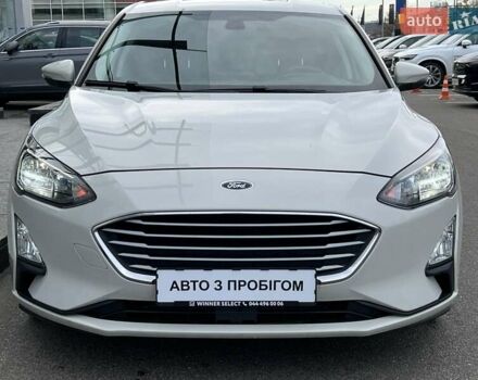 Белый Форд Фокус, объемом двигателя 1.5 л и пробегом 68 тыс. км за 15234 $, фото 1 на Automoto.ua