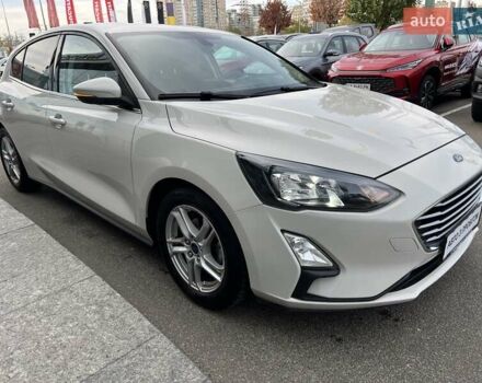 Белый Форд Фокус, объемом двигателя 1.5 л и пробегом 68 тыс. км за 15234 $, фото 8 на Automoto.ua