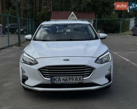 Белый Форд Фокус, объемом двигателя 1.5 л и пробегом 89 тыс. км за 13900 $, фото 2 на Automoto.ua